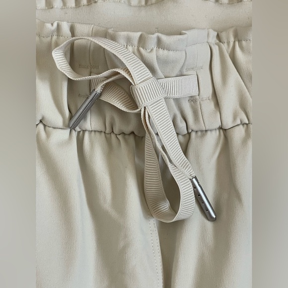 NWOT Lululemon Stretch Luxtreme Jogger *special edition team Canada - Picture 14 of 16